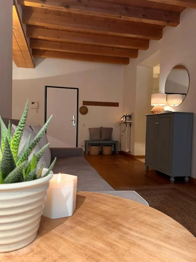 Il Bacio Apartment Como 0*,  Italy